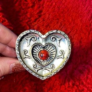 ♥️Rustic silver heart bracelet w/red stone